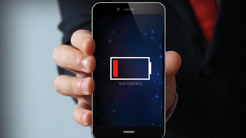 Tính năng mới trên iOS - Hiển thị thời gian ngay cả khi hết pin Tính năng mới trên iOS - Hiển thị thời gian ngay cả khi hết pin