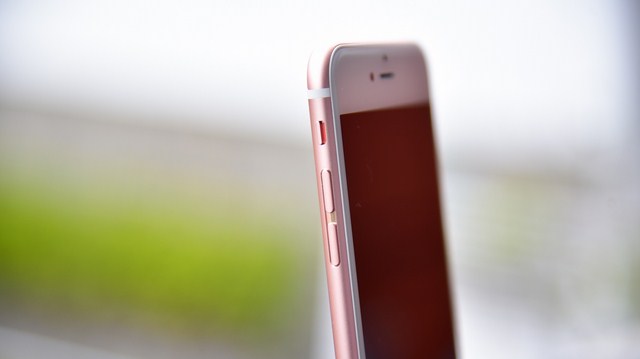 iPhone 6s màu hồng